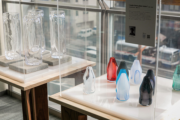 I made these glass vases!